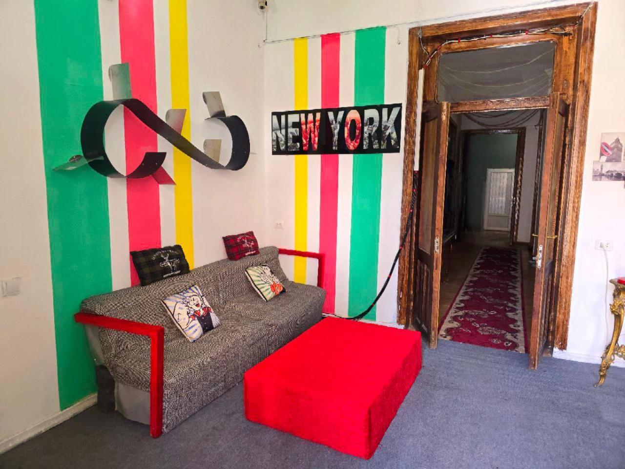 Colors Hostel Tbilisi Exterior photo