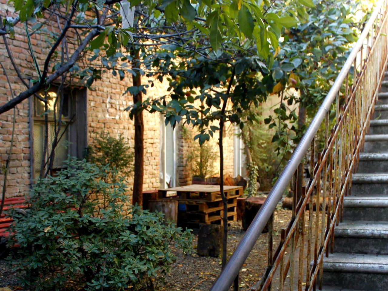 Colors Hostel Tbilisi Exterior photo